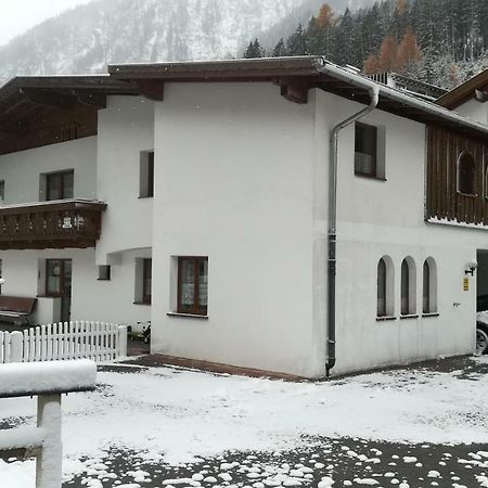 Haus Huter Apartment Kaunertal Exterior photo